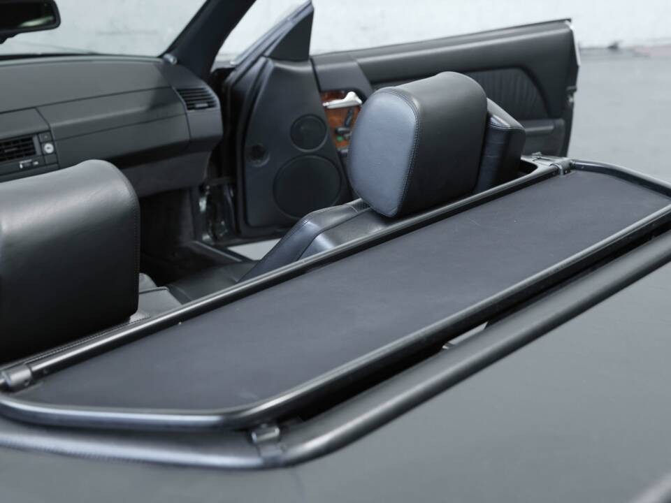 Image 34/50 of Mercedes-Benz 600 SL (1993)