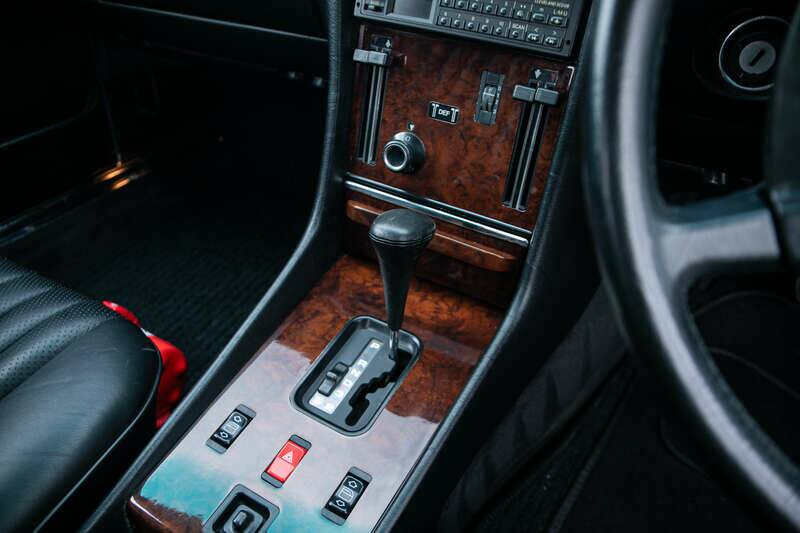 Image 18/32 de Mercedes-Benz 300 SL (1993)