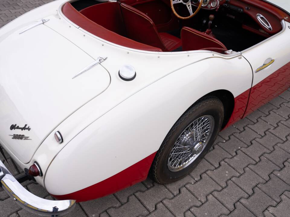 Image 45/72 de Austin-Healey 3000 Mk II (BJ7) (1962)