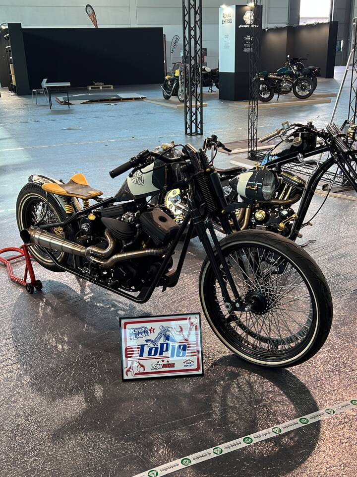 Imagen 32/60 de Harley-Davidson DUMMY (2017)