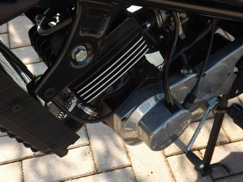 Immagine 45/47 di Laverda 125 LB Custom (1988)