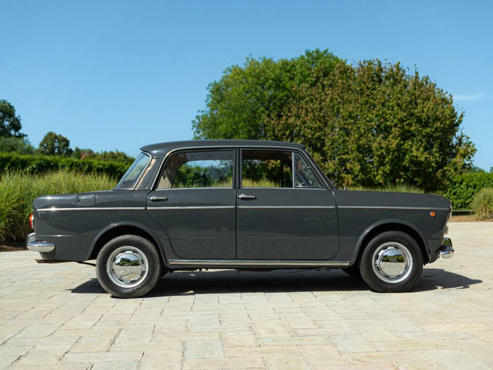 Image 5/49 of FIAT 1100 R (1966)