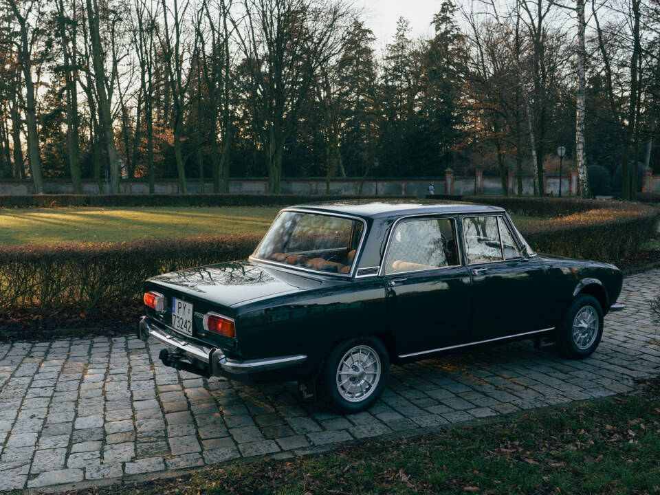 Image 29/78 de Alfa Romeo 1750 Berlina (1970)