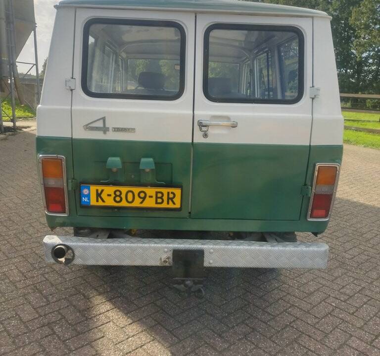 Image 5/8 of Toyota Land Cruiser FJ 55 (1980)