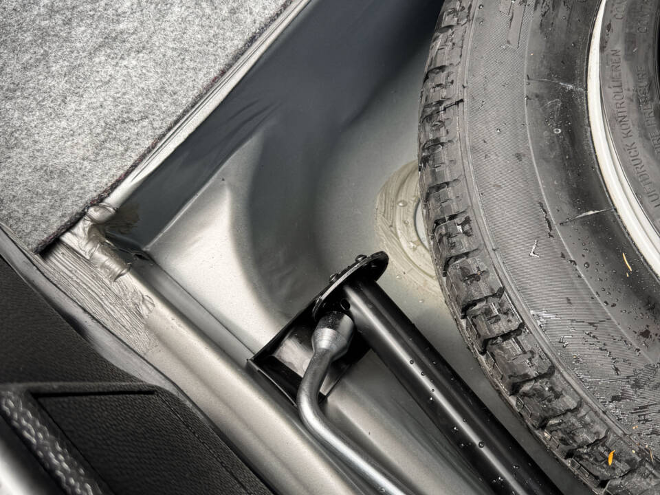 Imagen 44/74 de Mercedes-Benz E 320 (1994)