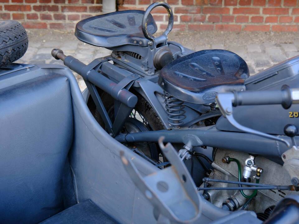 Image 27/92 of Zündapp KS 750 (1943)