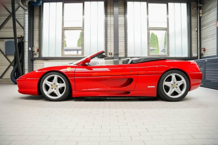 Image 7/7 of Ferrari F 355 Spider (1995)