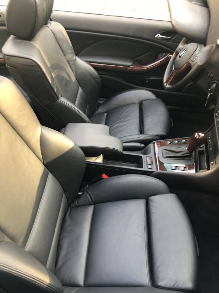 Imagen 20/23 de BMW 323Ci (2000)
