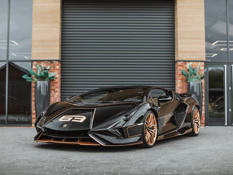 Image 46/68 of Lamborghini Sián FKP 37 (2021)