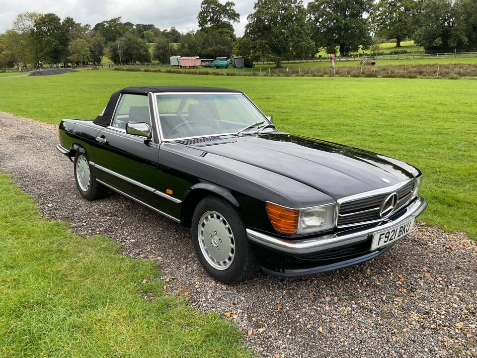 Image 33/44 of Mercedes-Benz 300 SL (1988)