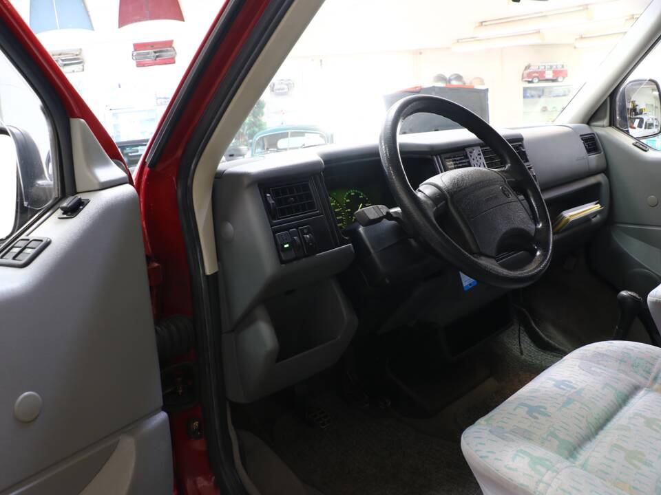 Bild 24/47 von Volkswagen T4 California 2.5 (1995)