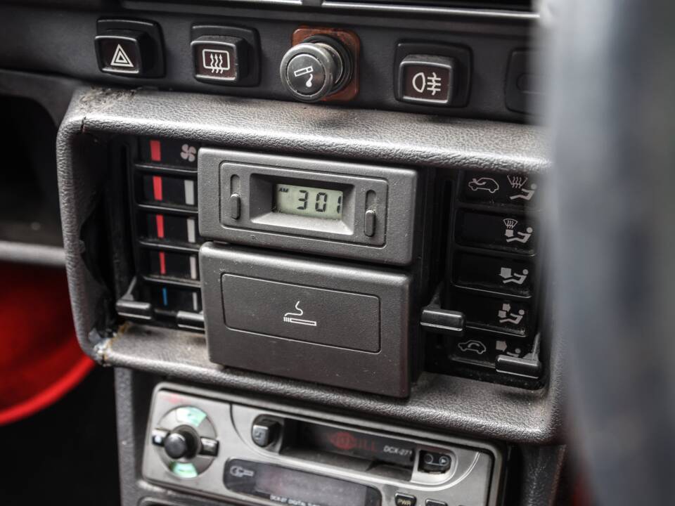 Bild 8/33 von Peugeot 205 GTi 1.9 (1987)