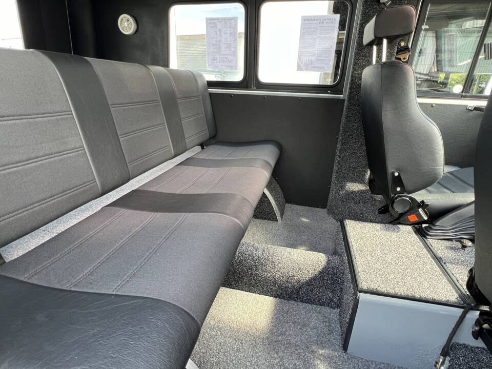 Image 14/20 of RMA Amphi-Ranger 2800 SR (1986)