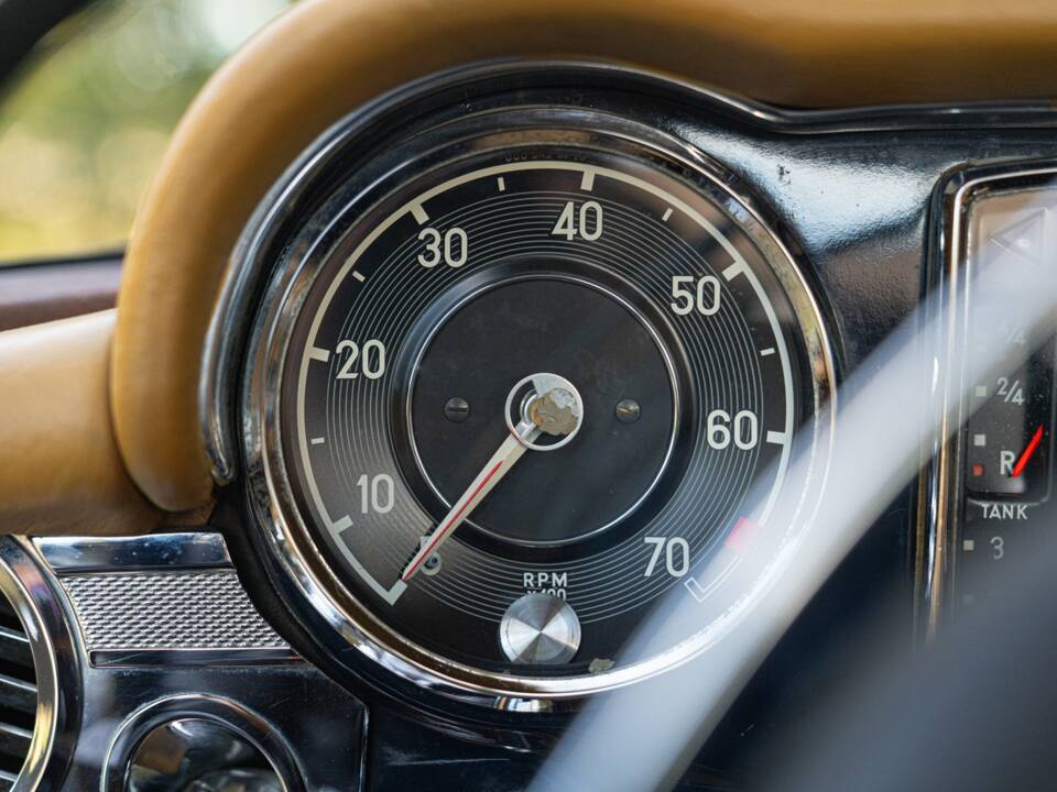 Image 49/50 de Mercedes-Benz 280 SL (1969)