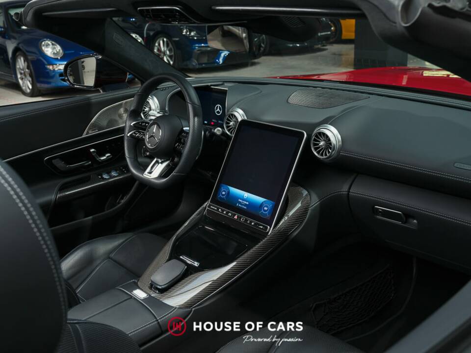 Image 18/25 de Mercedes-AMG SL 63 4MATIC+ (2024)