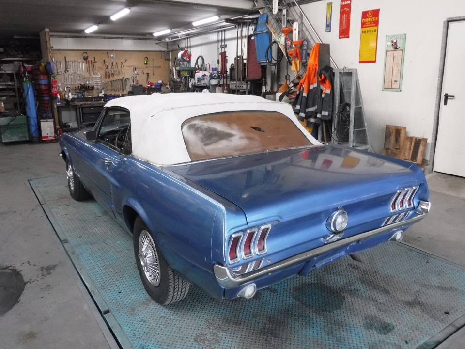 Image 4/43 of Ford Mustang 200 (1967)