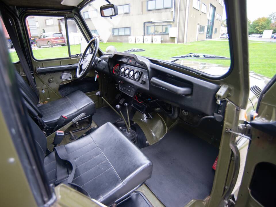 Image 18/35 of UAZ 31512 (2003)