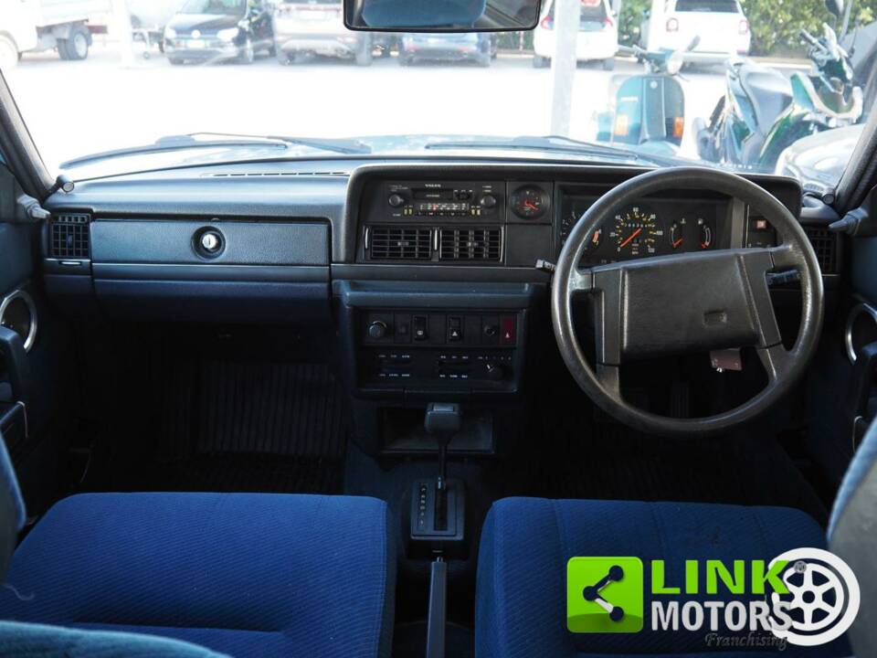 Immagine 4/10 di Volvo 240 Kombi (1988)