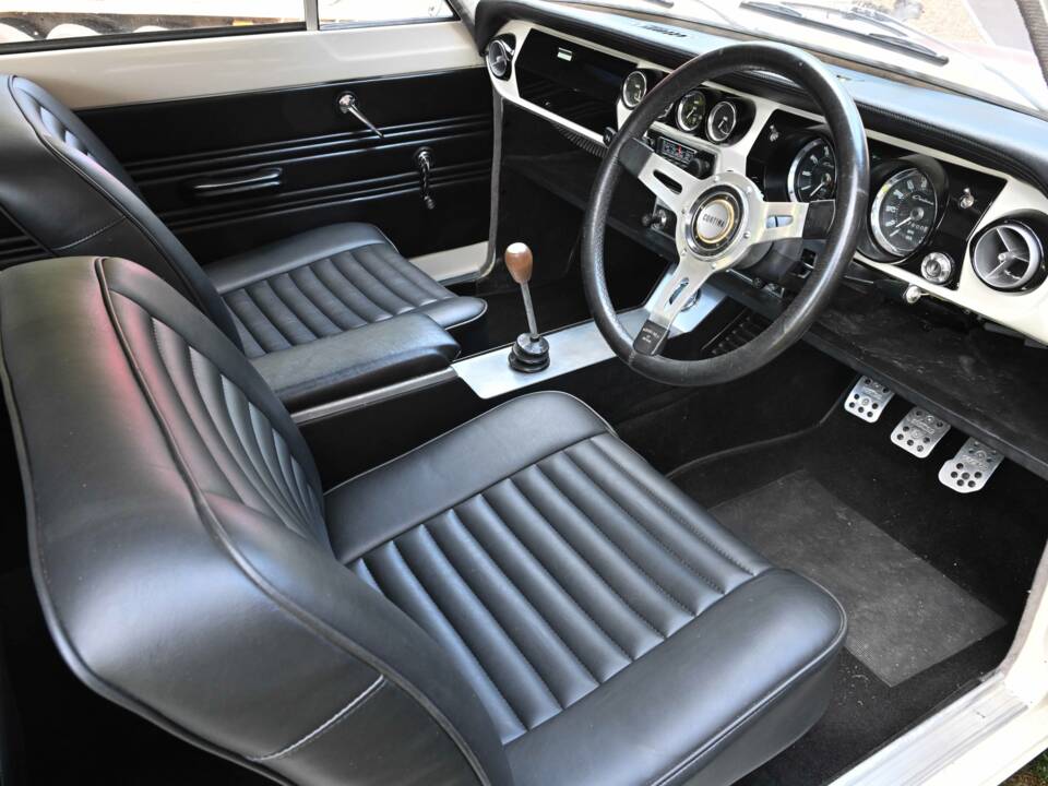 Bild 24/46 von Ford Cortina GT (1965)