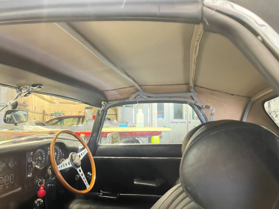 Bild 9/11 von Jaguar E-Type V12 (1974)