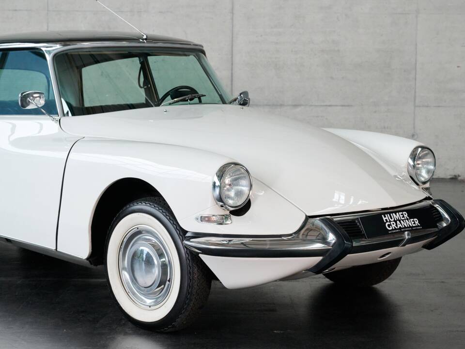 Bild 31/50 von Citroën DS 21 Pallas (1966)