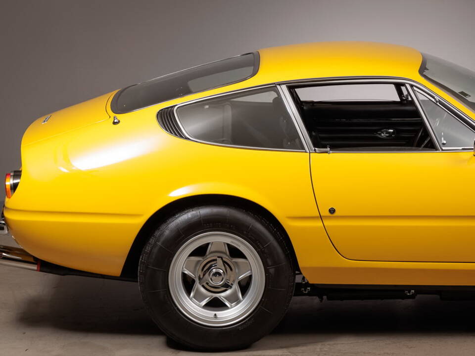 Bild 7/33 von Ferrari 365 GTB&#x2F;4 Daytona (1972)