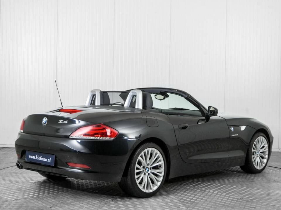 Image 2/50 of BMW Z4 sDrive23i (2011)
