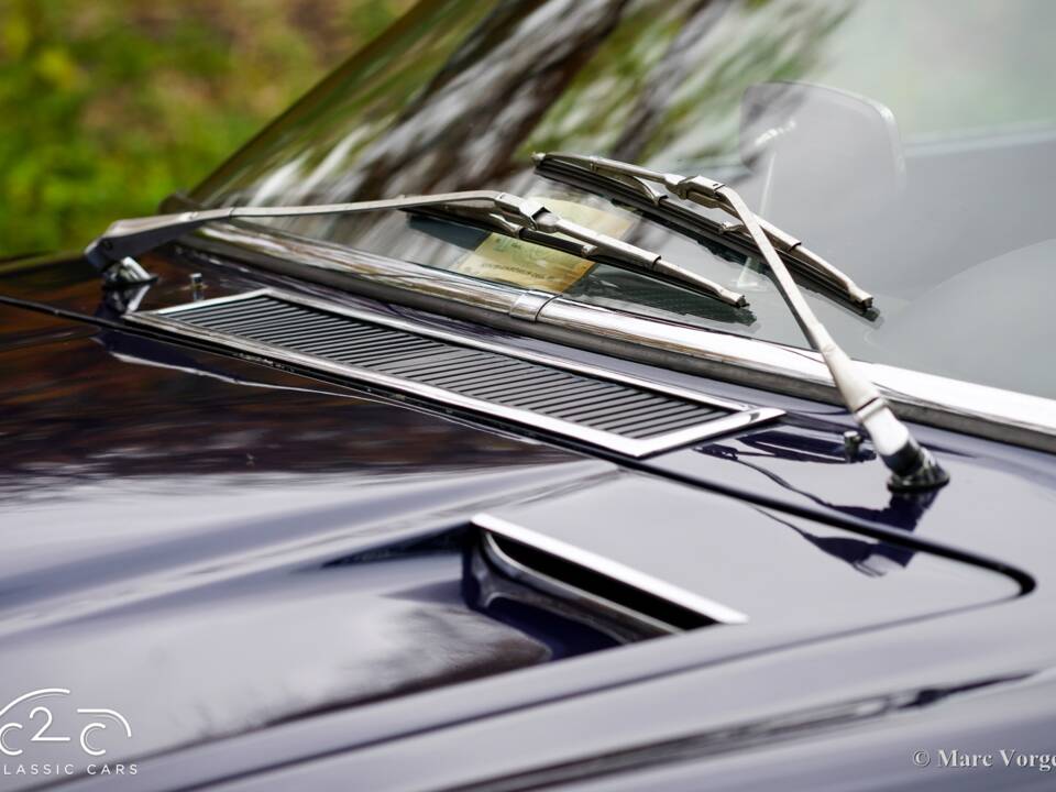 Image 39/63 of Maserati Mistral 4000 (1966)