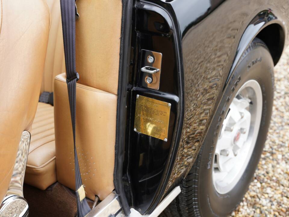 Bild 35/50 von Aston Martin V8 Volante (1982)