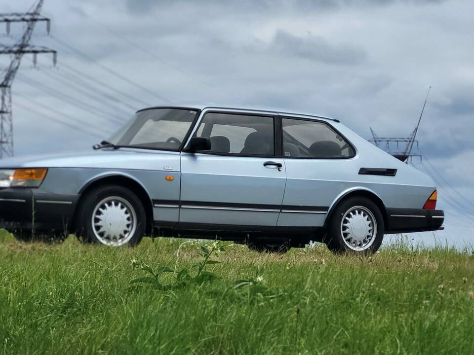 Image 8/22 of Saab 900 S (1992)