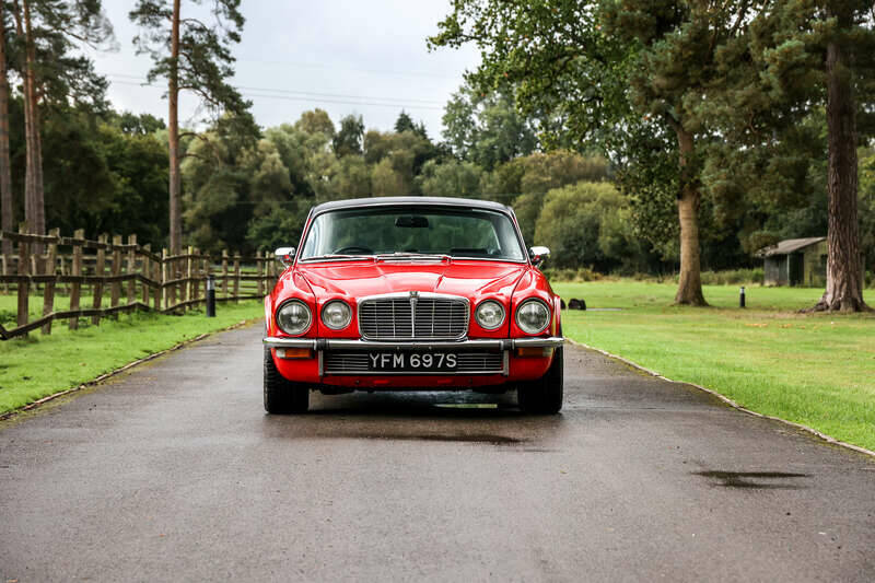 Afbeelding 39/40 van Jaguar XJ 6 C 4.2 (1977)