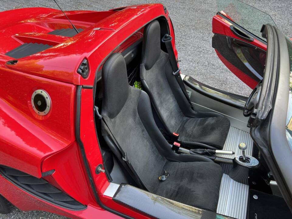 Image 21/22 of Lotus Elise (2002)
