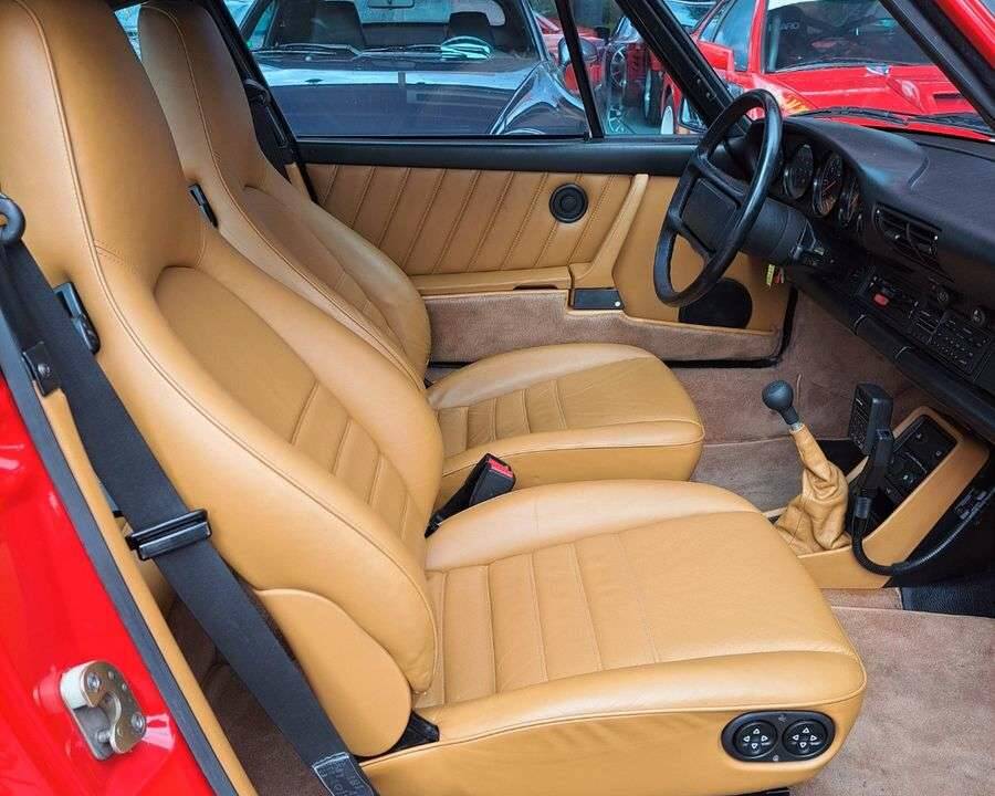 Image 15/28 of Porsche 911 Turbo 3.3 (1989)