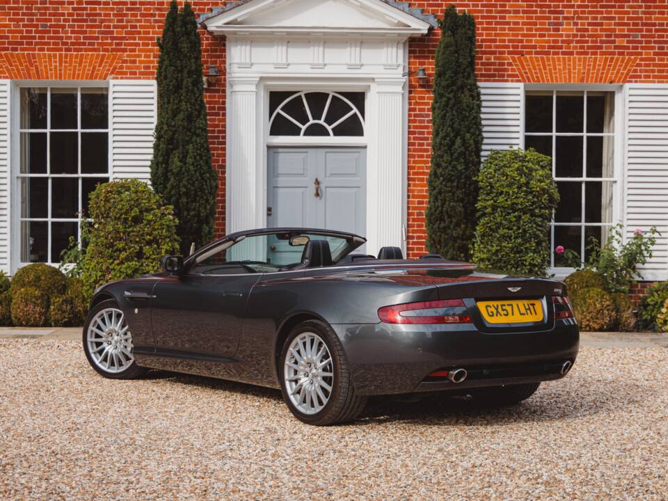 Image 3/21 of Aston Martin DB 9 Volante (2007)