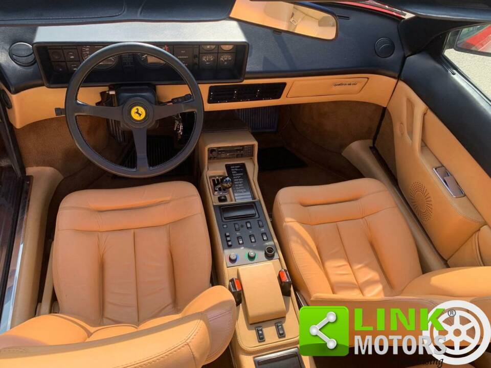 Image 4/10 of Ferrari Mondial Quattrovalvole (1985)