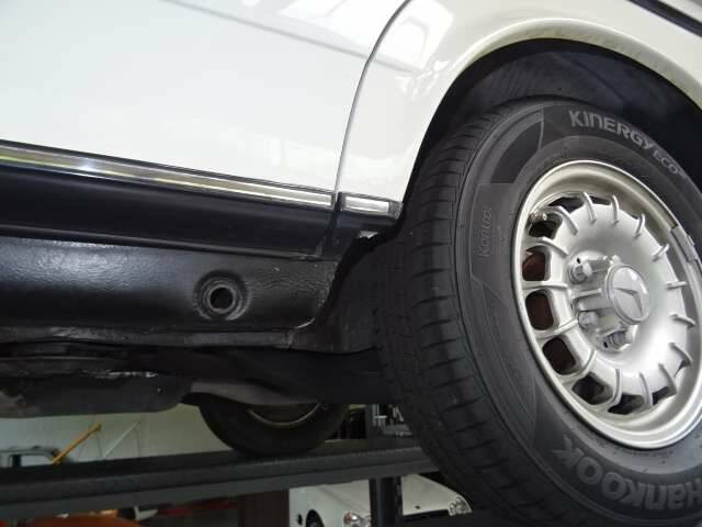 Image 30/30 of Mercedes-Benz 200 (1981)