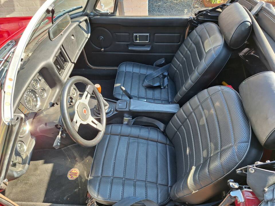 Afbeelding 2/8 van MG MGB (1978)