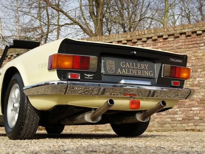 Image 43/50 of Triumph TR 6 (1971)