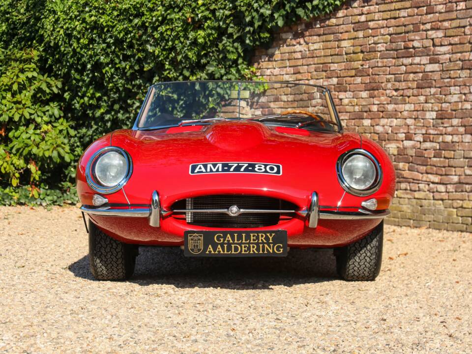 Image 25/50 de Jaguar Type E 3.8 (1964)