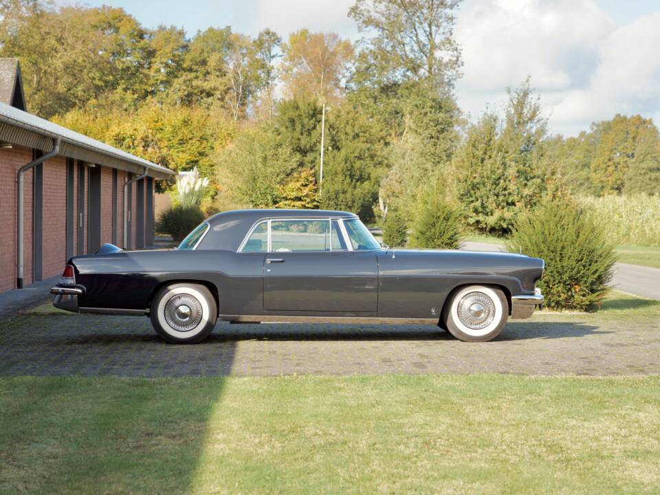 Afbeelding 15/69 van Continental Mark II (1957)