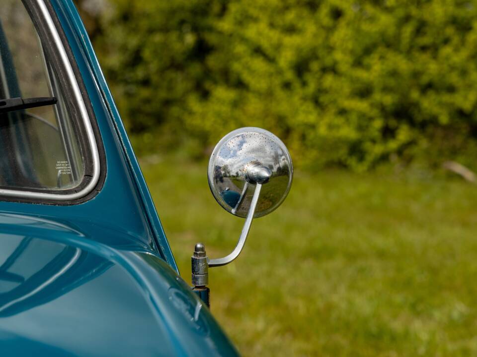 Bild 13/40 von Volkswagen Käfer 1300 (1965)