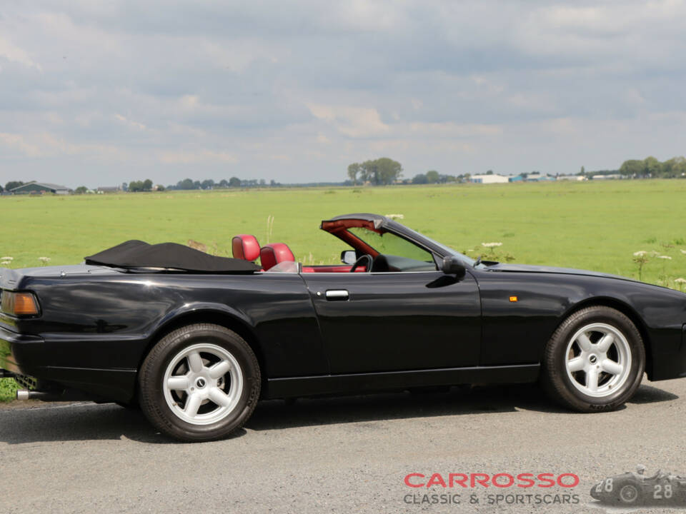 Imagen 5/44 de Aston Martin Virage Volante (1993)