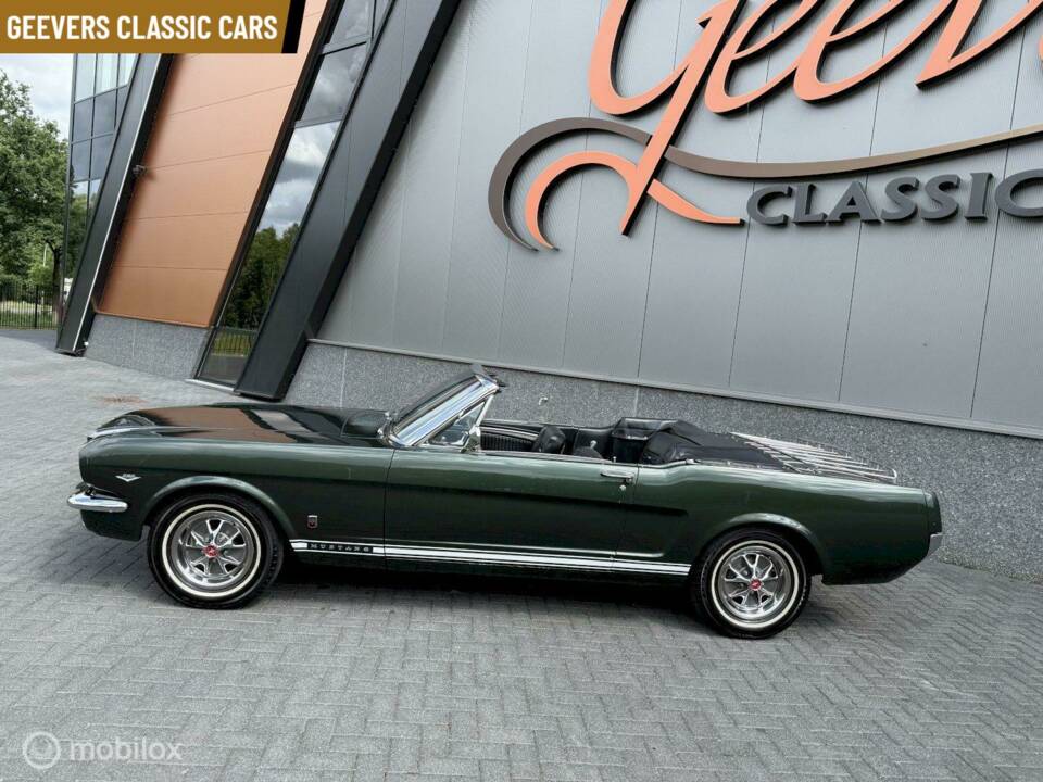 Image 4/14 of Ford Mustang GT (1966)