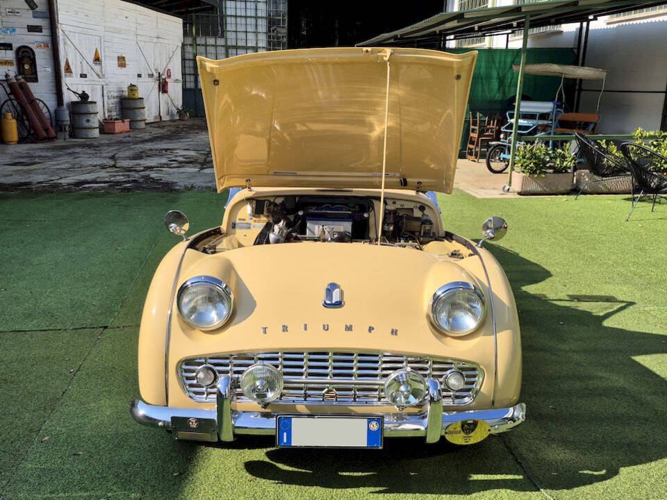 Afbeelding 37/87 van Triumph TR 3A (1960)