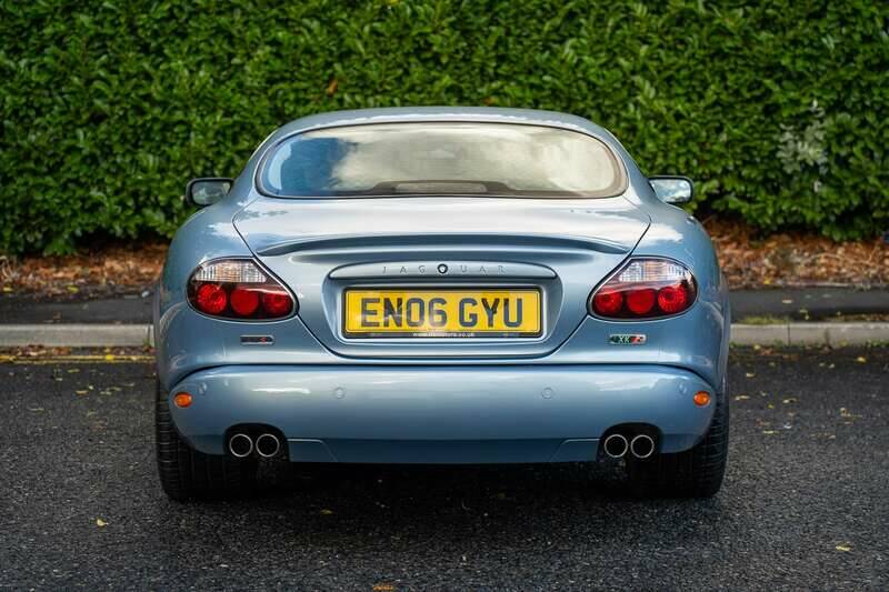Afbeelding 7/50 van Jaguar XKR (2006)