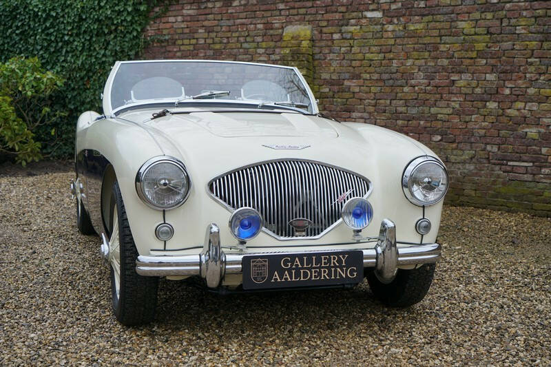 Image 32/50 of Austin-Healey 100&#x2F;4 (BN1) (1955)