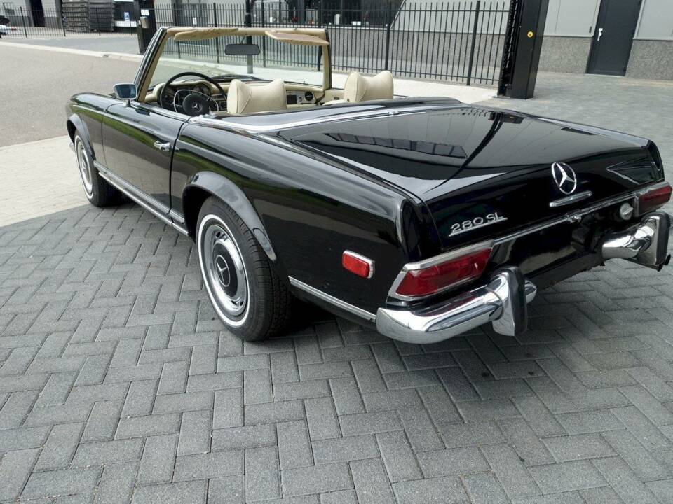 Bild 10/35 von Mercedes-Benz 280 SL (1969)