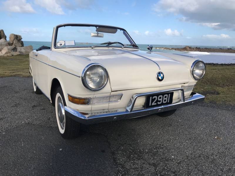 Image 16/17 of BMW 700 Convertible (1962)
