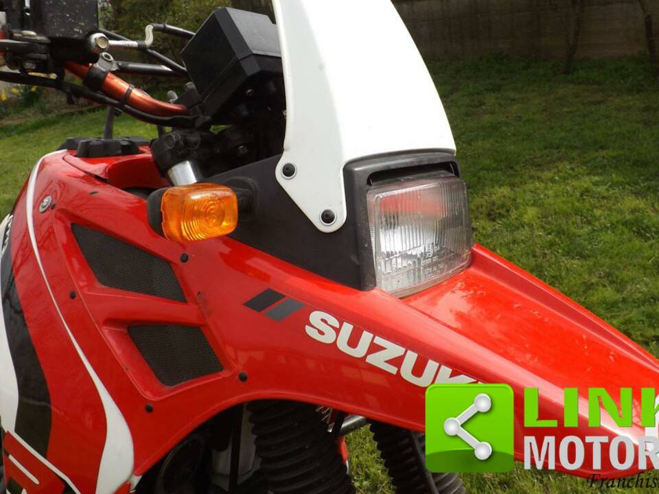 Image 8/10 de Suzuki DUMMY (1990)