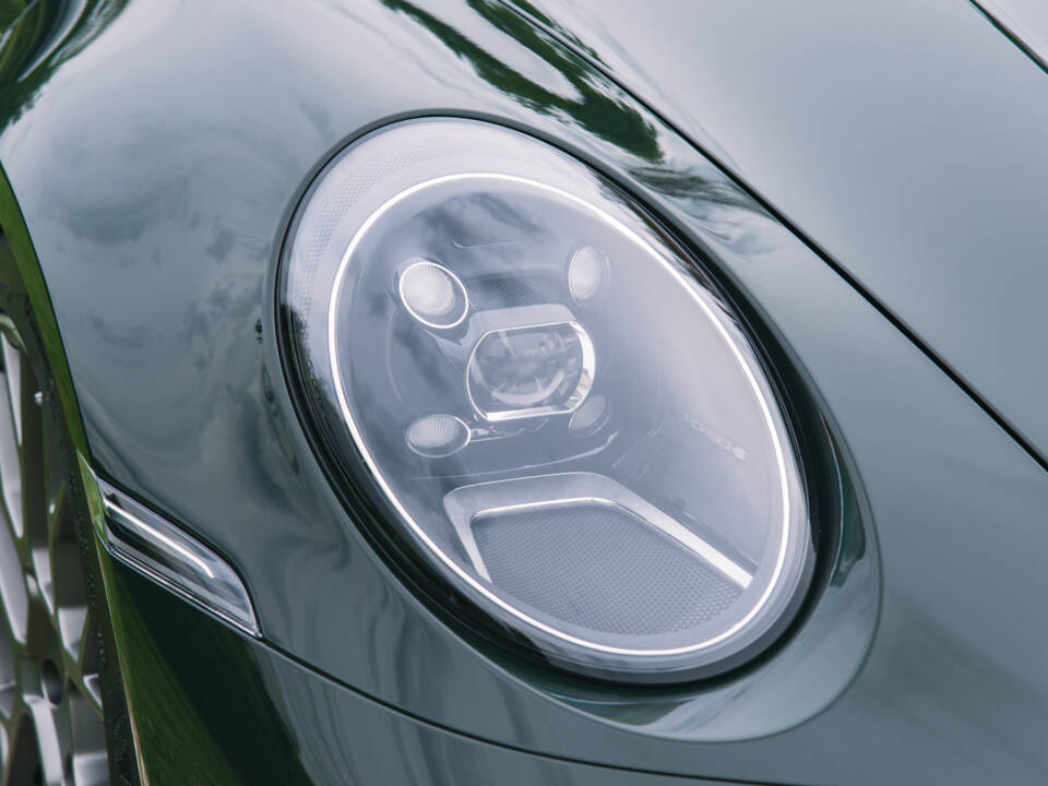 Image 20/61 of Porsche 911 Carrera S (2024)